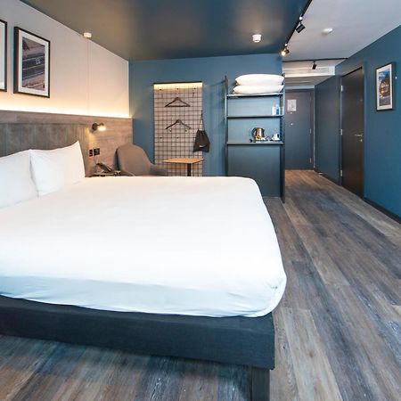 Ibis Styles London Gatwick Airport Ξενοδοχείο Κρόουλι Εξωτερικό φωτογραφία