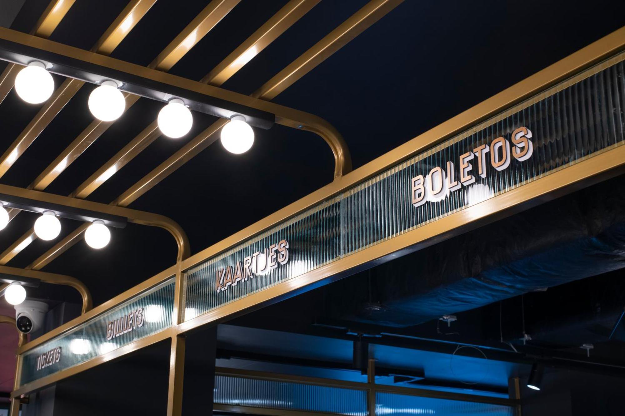 Ibis Styles London Gatwick Airport Ξενοδοχείο Κρόουλι Εξωτερικό φωτογραφία