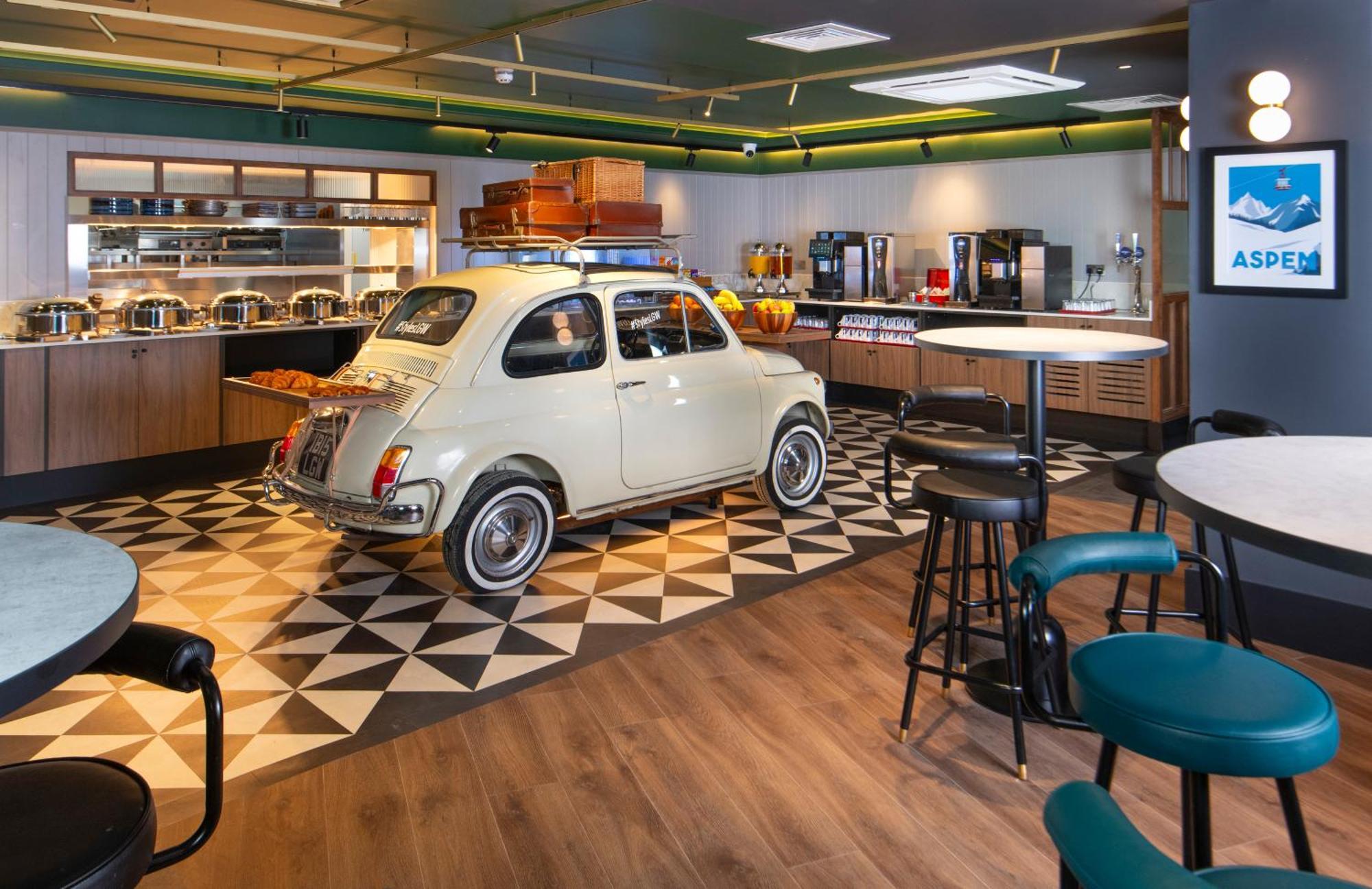 Ibis Styles London Gatwick Airport Ξενοδοχείο Κρόουλι Εξωτερικό φωτογραφία