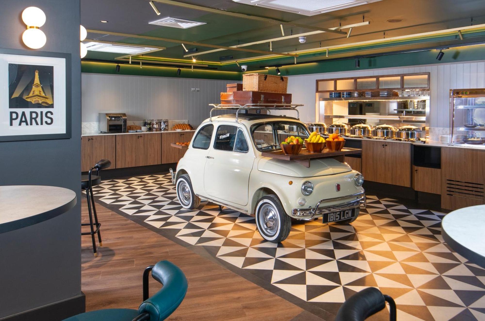 Ibis Styles London Gatwick Airport Ξενοδοχείο Κρόουλι Εξωτερικό φωτογραφία