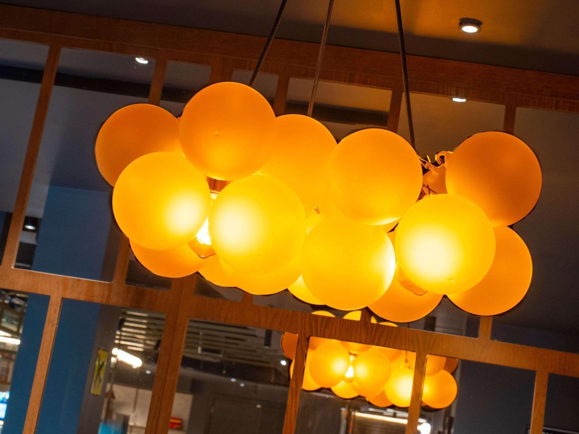 Ibis Styles London Gatwick Airport Ξενοδοχείο Κρόουλι Εξωτερικό φωτογραφία