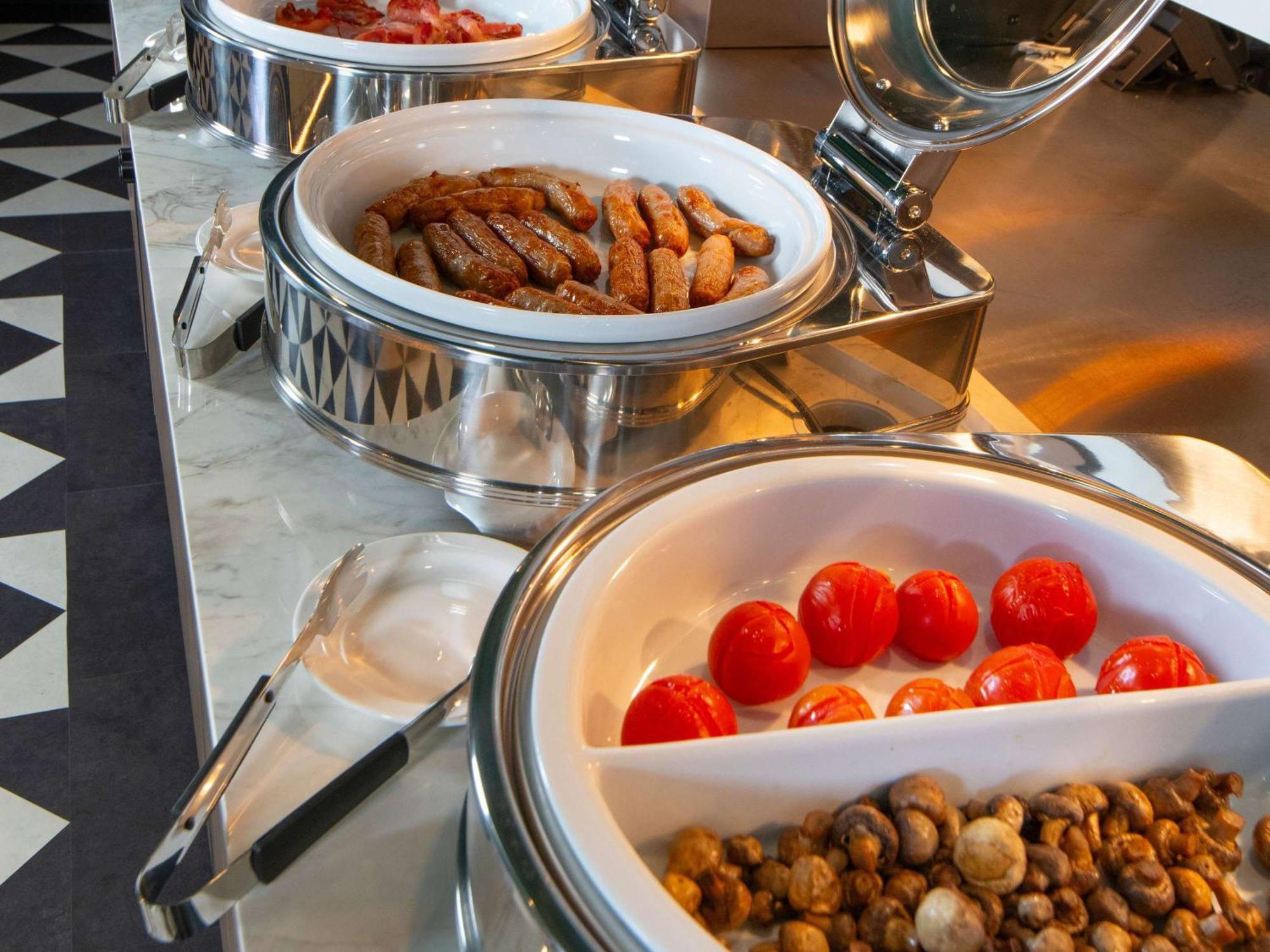 Ibis Styles London Gatwick Airport Ξενοδοχείο Κρόουλι Εξωτερικό φωτογραφία