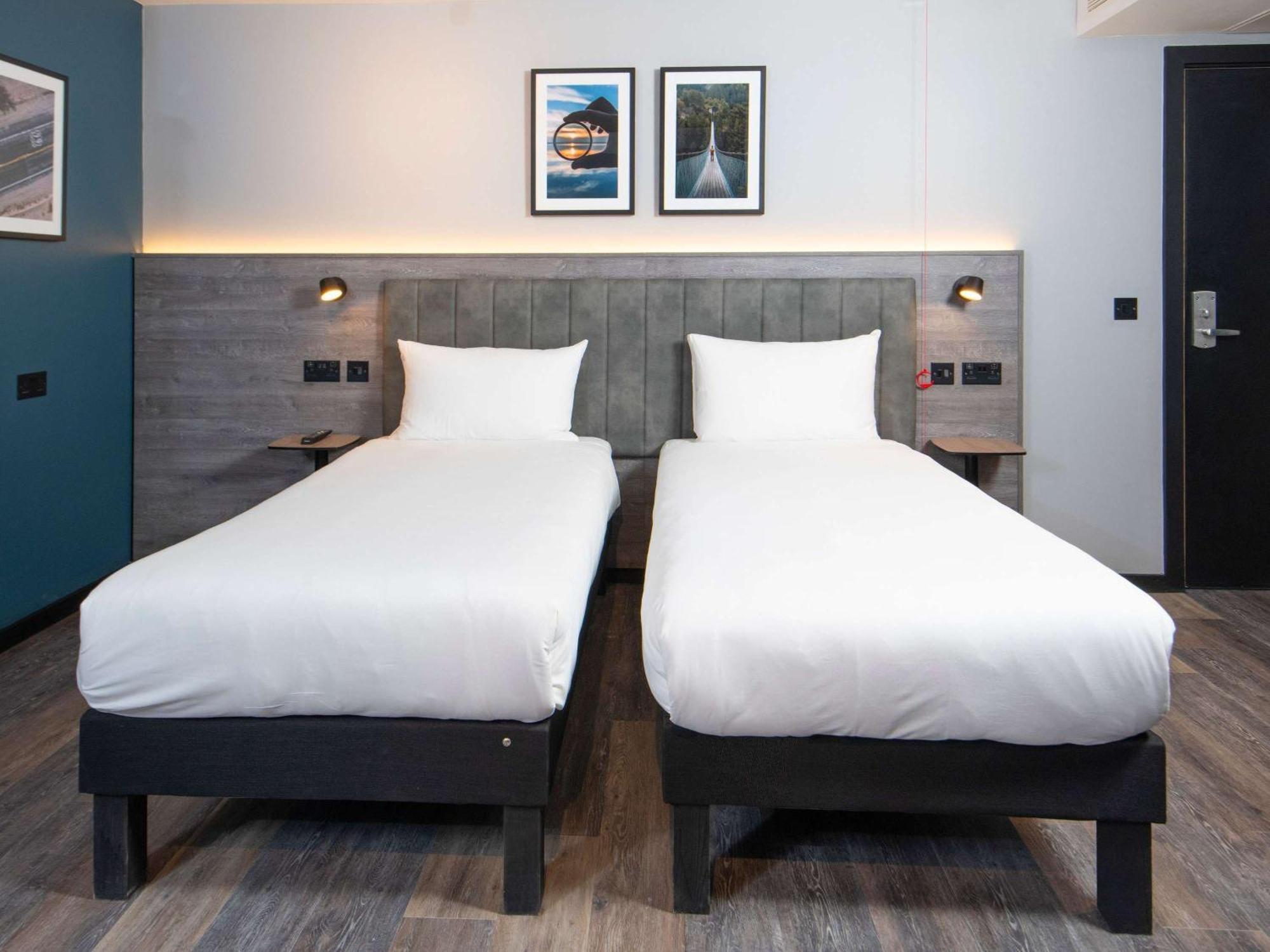 Ibis Styles London Gatwick Airport Ξενοδοχείο Κρόουλι Εξωτερικό φωτογραφία