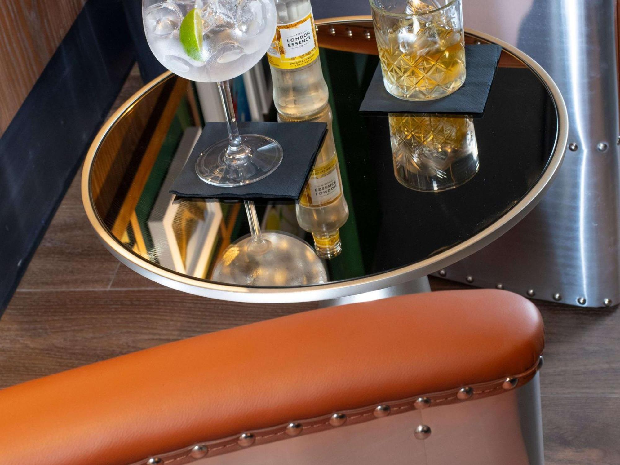Ibis Styles London Gatwick Airport Ξενοδοχείο Κρόουλι Εξωτερικό φωτογραφία
