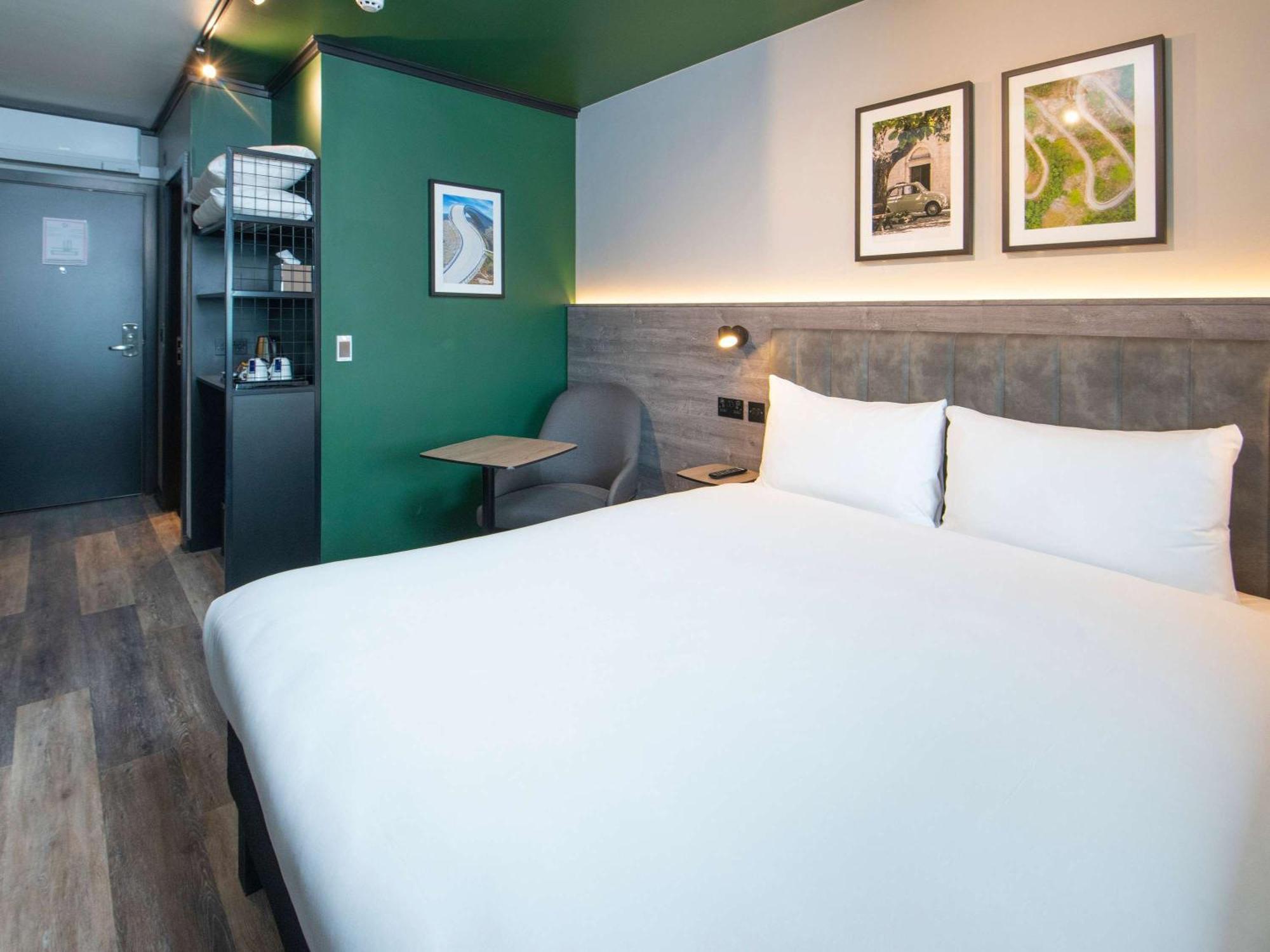 Ibis Styles London Gatwick Airport Ξενοδοχείο Κρόουλι Εξωτερικό φωτογραφία