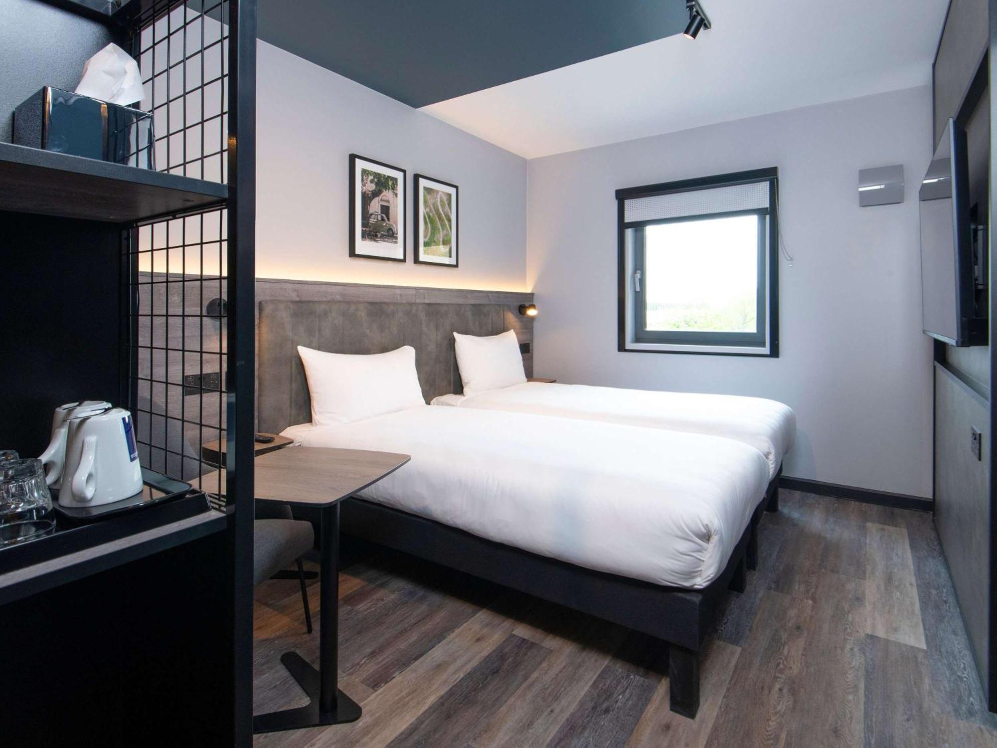 Ibis Styles London Gatwick Airport Ξενοδοχείο Κρόουλι Εξωτερικό φωτογραφία