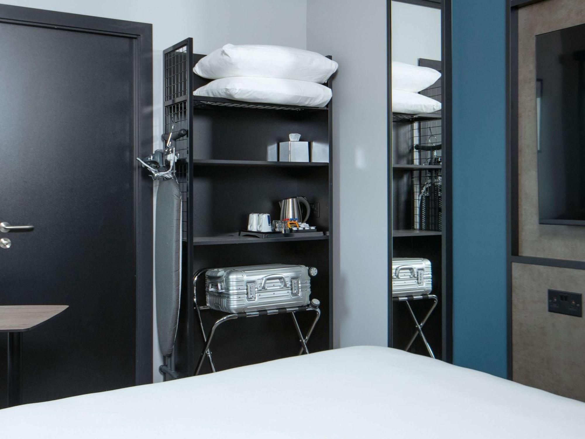 Ibis Styles London Gatwick Airport Ξενοδοχείο Κρόουλι Εξωτερικό φωτογραφία