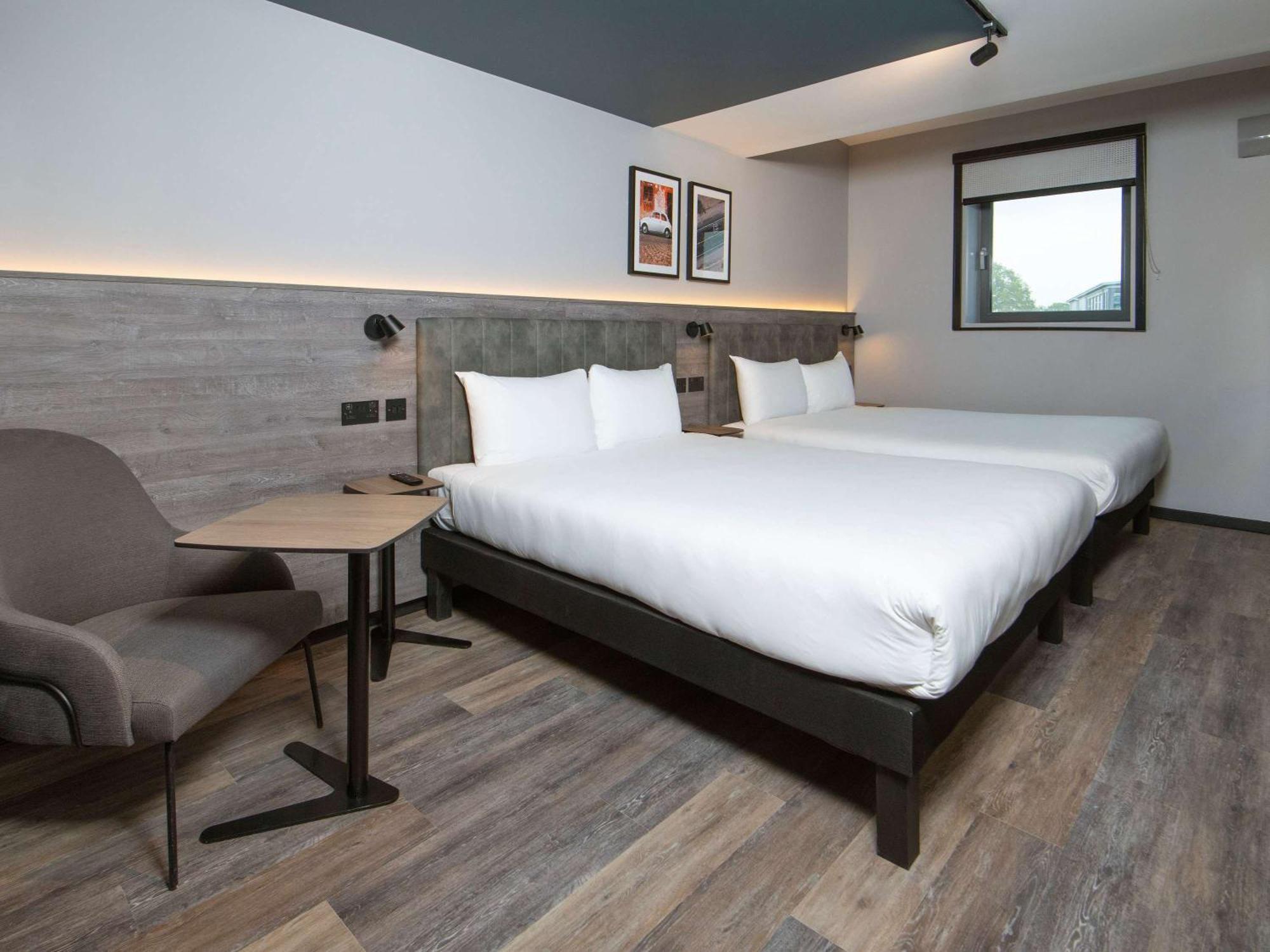 Ibis Styles London Gatwick Airport Ξενοδοχείο Κρόουλι Εξωτερικό φωτογραφία