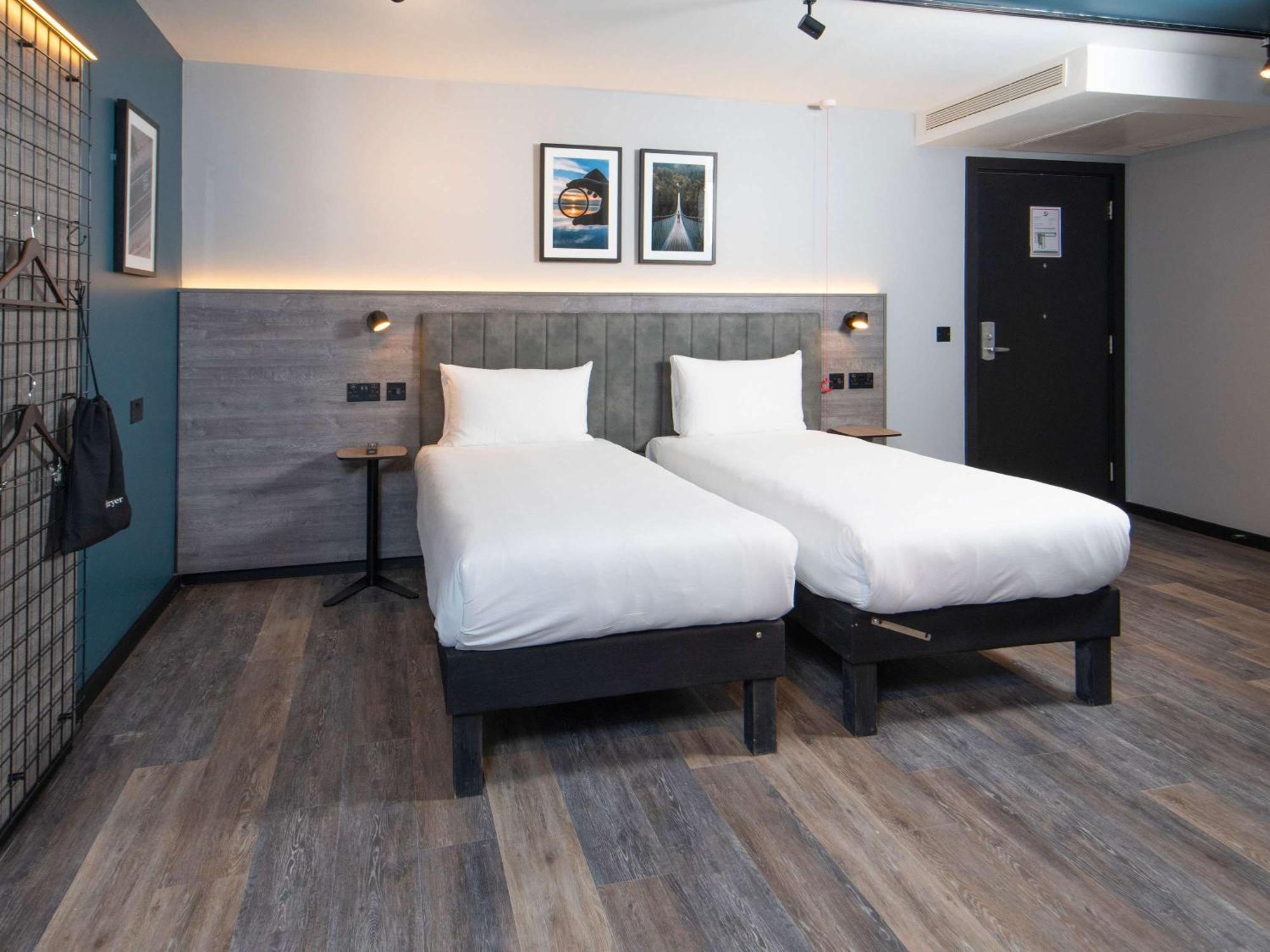Ibis Styles London Gatwick Airport Ξενοδοχείο Κρόουλι Εξωτερικό φωτογραφία