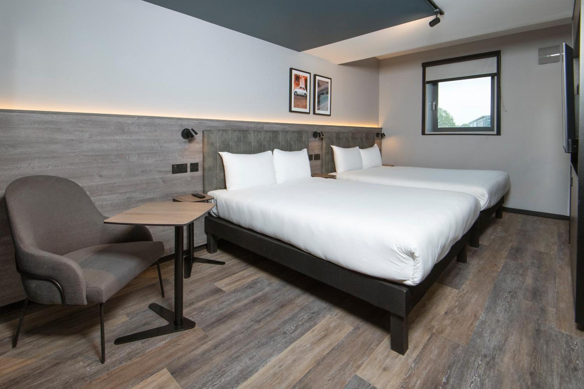 Ibis Styles London Gatwick Airport Ξενοδοχείο Κρόουλι Εξωτερικό φωτογραφία