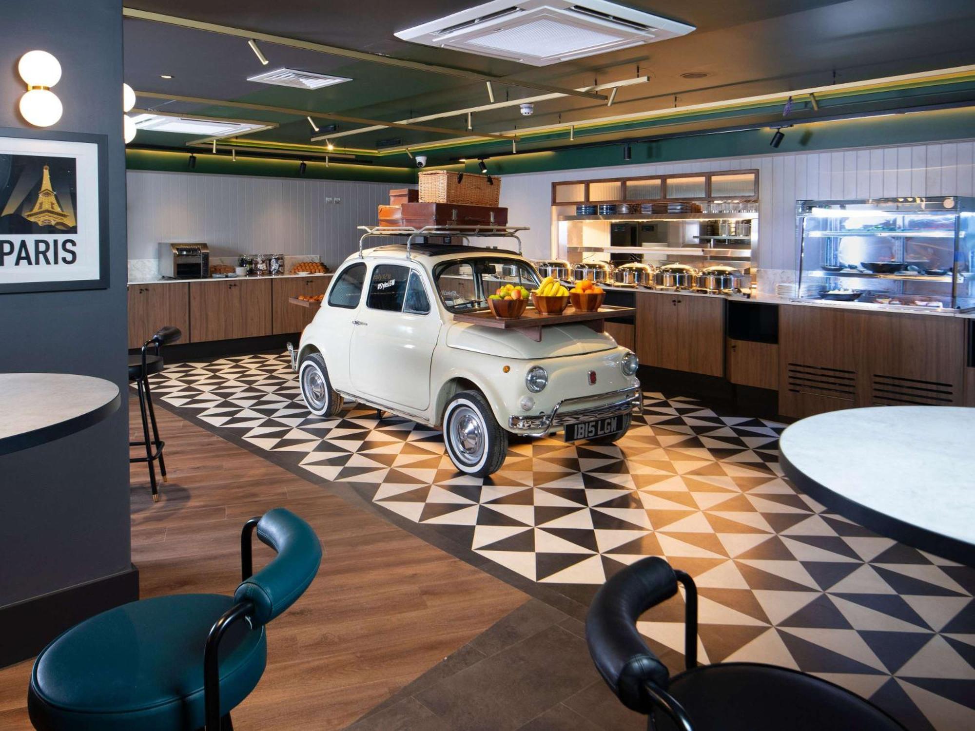 Ibis Styles London Gatwick Airport Ξενοδοχείο Κρόουλι Εξωτερικό φωτογραφία