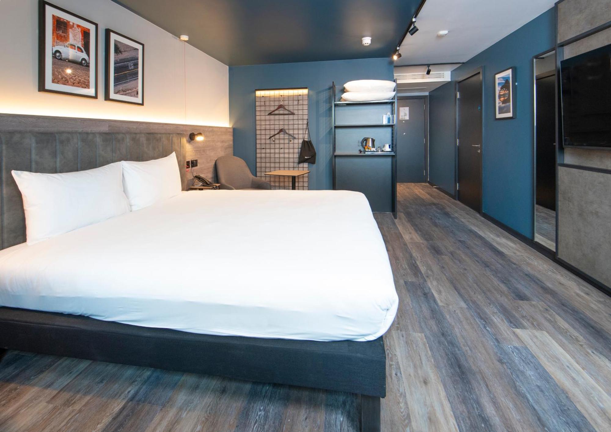 Ibis Styles London Gatwick Airport Ξενοδοχείο Κρόουλι Εξωτερικό φωτογραφία